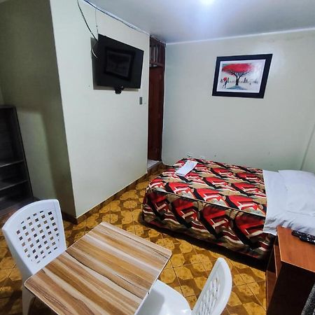 Hostal Continental Наска Экстерьер фото